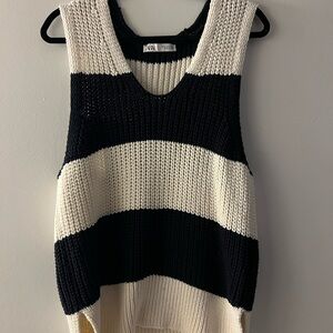 Zara Black & White Striped Knit Vest - Size Small- Classic & Stylish